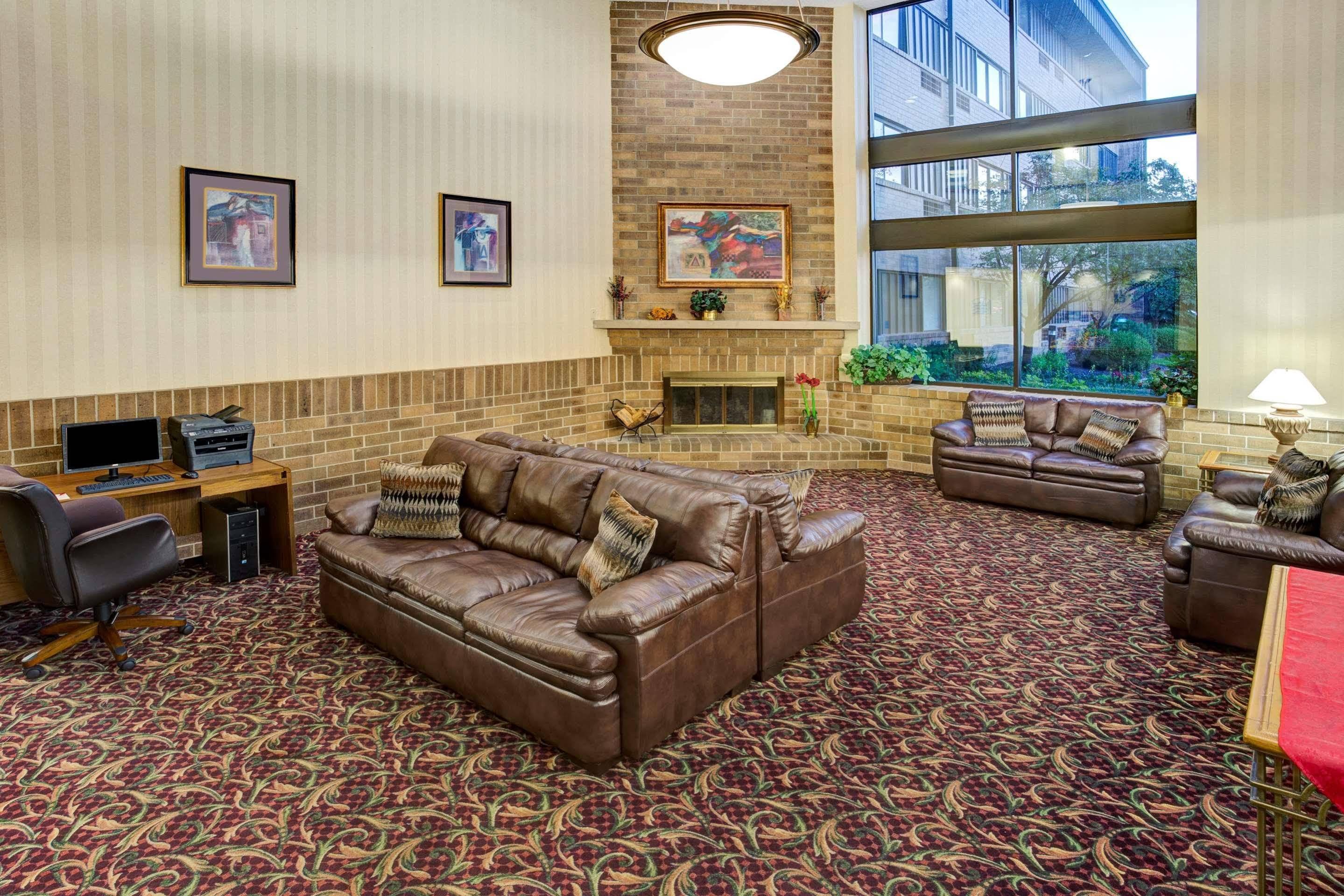 Holiday Inn Indianapolis - Airport Area N By Ihg Εξωτερικό φωτογραφία