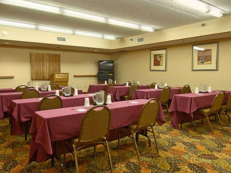 Holiday Inn Indianapolis - Airport Area N By Ihg Εξωτερικό φωτογραφία